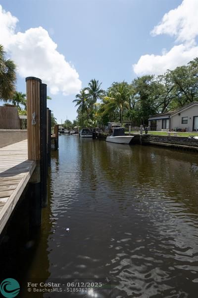 Building Photo - 930 Orange Isle