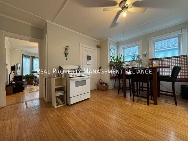 Building Photo - 78 Lexington St