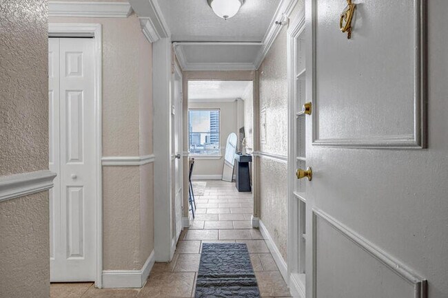 Foto del edificio - 311 W Ashley St