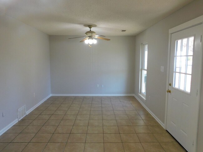 Building Photo - ****JUST REDUCED****8095 Martha Ann Lane, ...