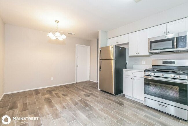 Building Photo - 2125 Turmeric Ave