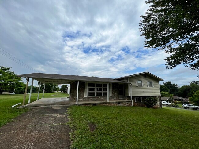 Foto del edificio - 101 Londonderry Rd