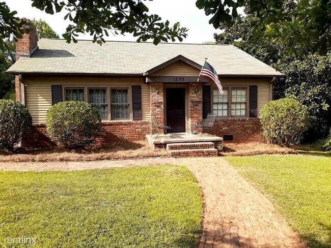 Building Photo - 2 br, 1 bath House - 1375 Glencrest Drive