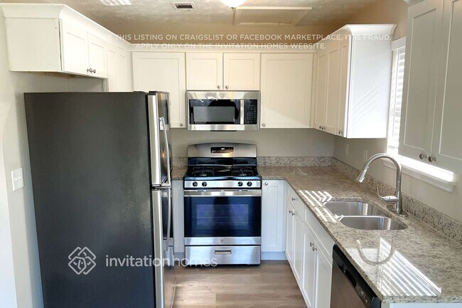 Building Photo - 2071 W Morgan's Bluff Ct