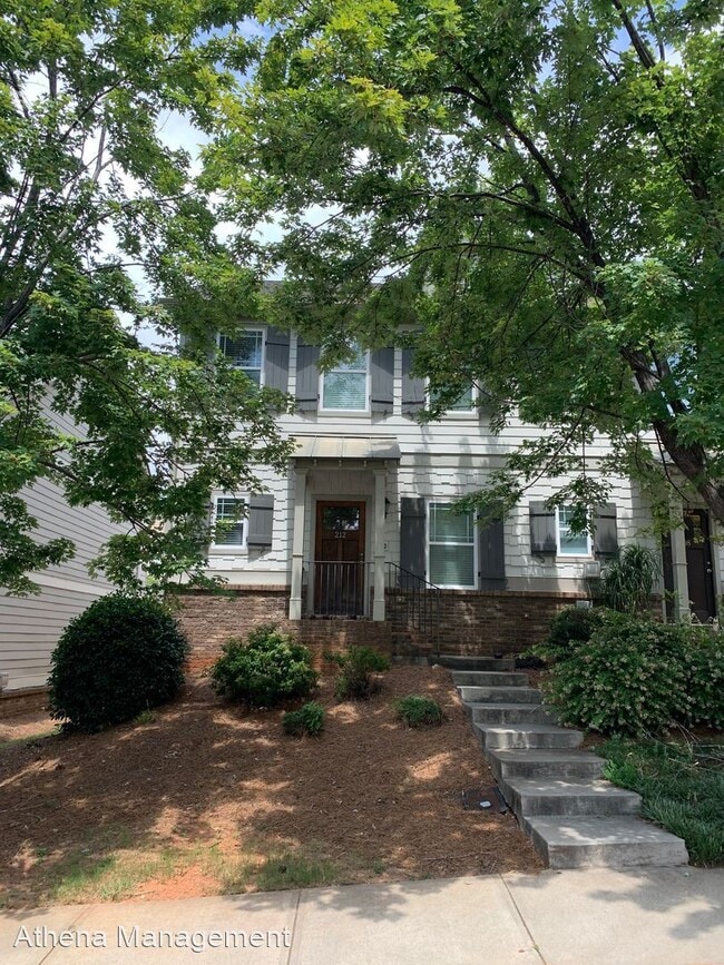 Building Photo - 2 br, 2.5 bath House - 212 Center Park Lane