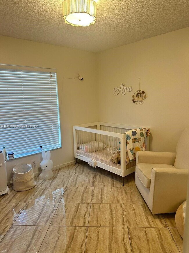 Foto del edificio - 4938 SW 33rd Way