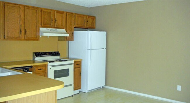 Building Photo - 108 Shannon Cir