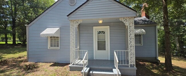 Building Photo - 3212 Oakland Ave