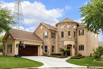 Building Photo - 11218 French Oak Ln
