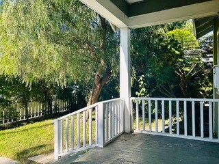 Building Photo - 612 Venezia Ave