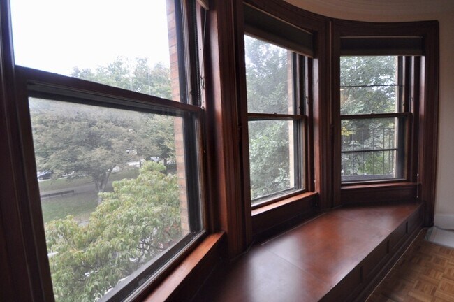 Foto del edificio - 280 Commonwealth Ave