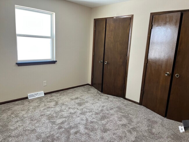 Foto del edificio - 8905 Haskins St