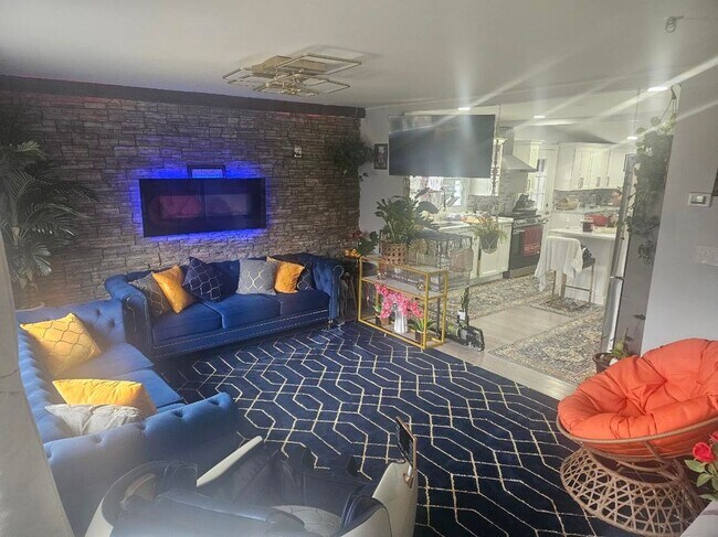 Foto del edificio - 1 Notch Rd