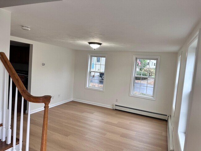 Foto del edificio - 146 Hayden Rowe St