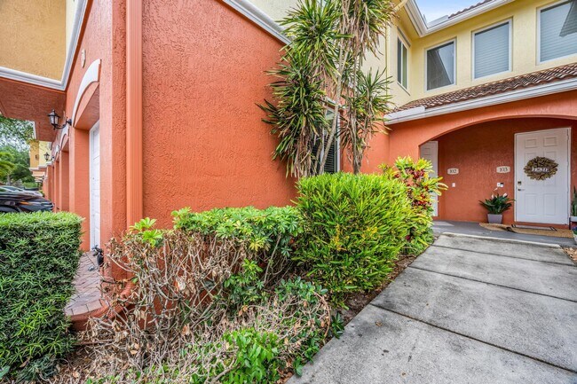 Building Photo - 47 SE Sedona Cir