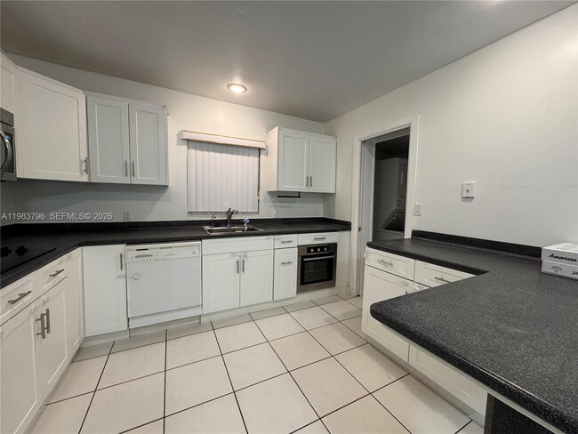 Building Photo - 65 Bentley Dr