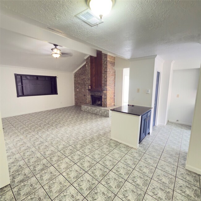 Building Photo - 8719 Beau Monde Dr