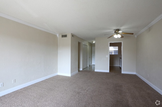 Interior Photo - Scotsdale Terrace