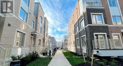 Building Photo - 31 Almond Blossom Mews