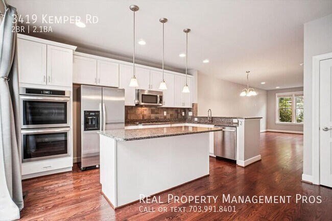 Foto del edificio - 3419 S Kemper Rd