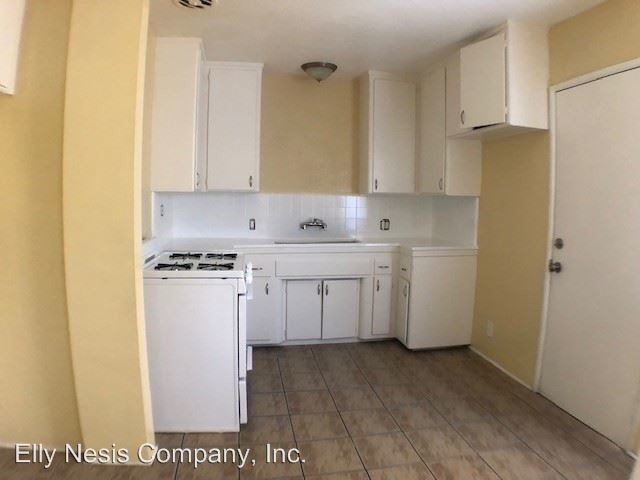 Building Photo - 10942 Crenshaw Blvd