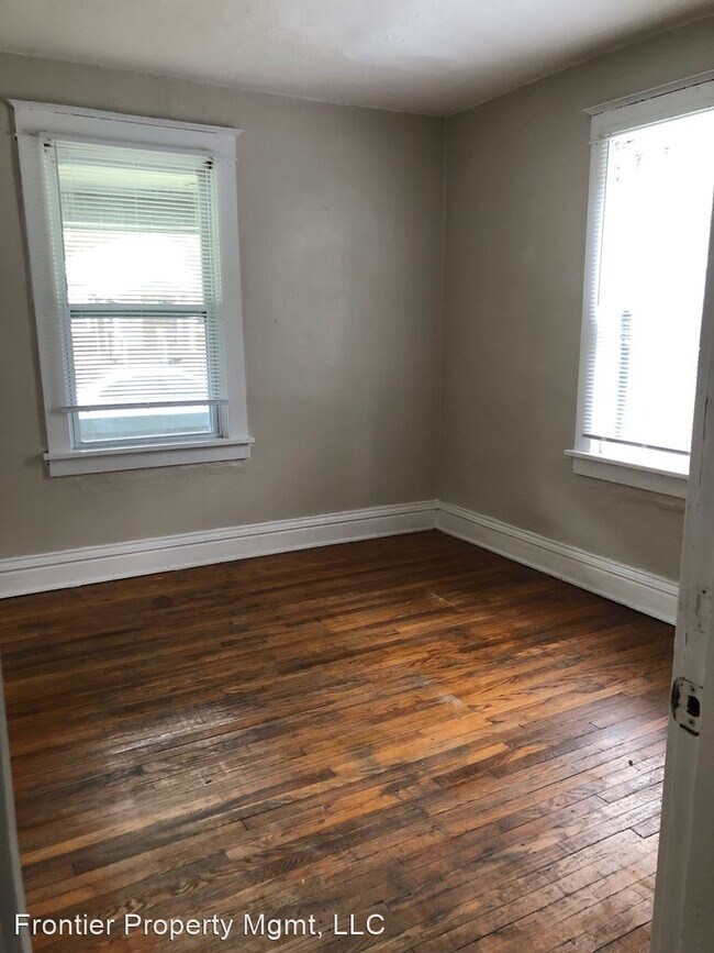 Building Photo - 3 br, 1 bath House - 100 Elkan Ave