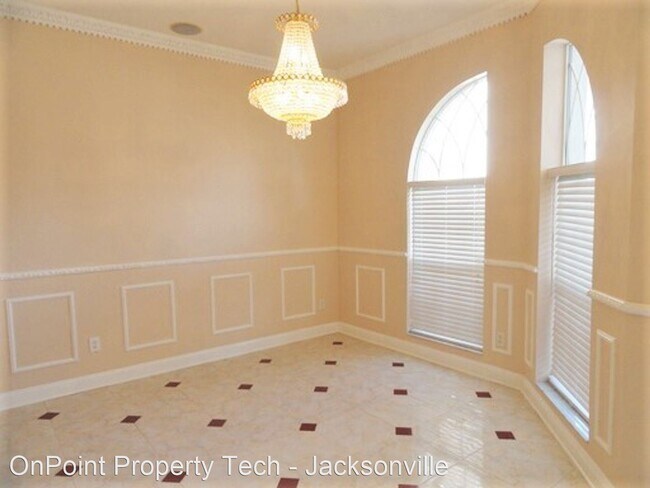 Foto del edificio - 5 br, 4 bath House - 11044 Hood Road South