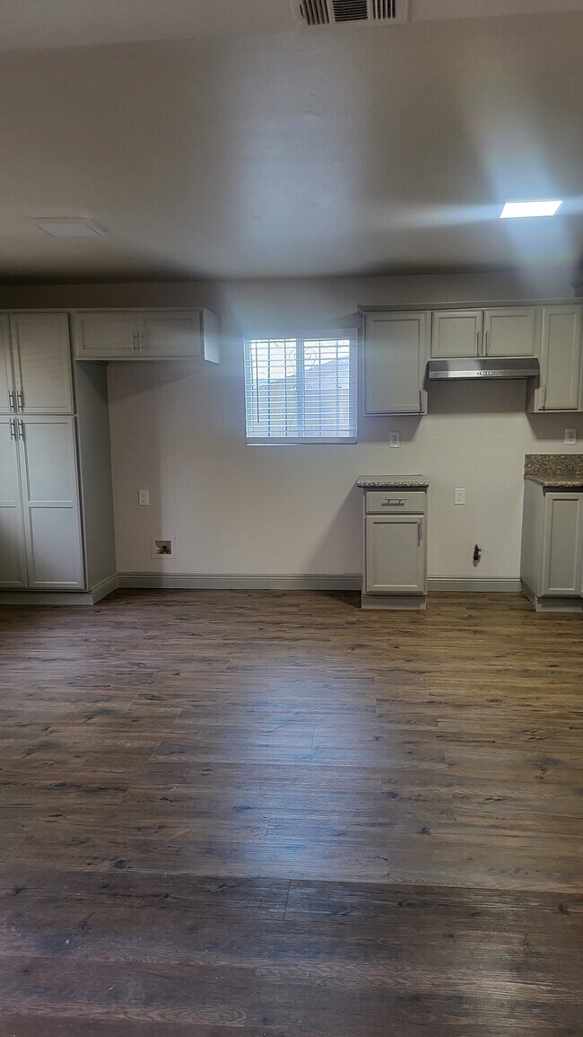 Photo - 3236 W 59th St Townhome