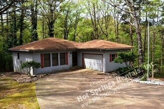 Building Photo - 9 Ona Cir