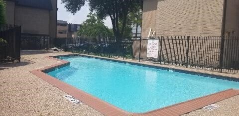 Foto del edificio - 8433 Hearth Dr