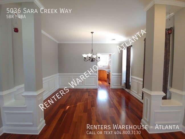 Building Photo - Brick Front Beauty! 5 Bedroom in Swim/Tenn...