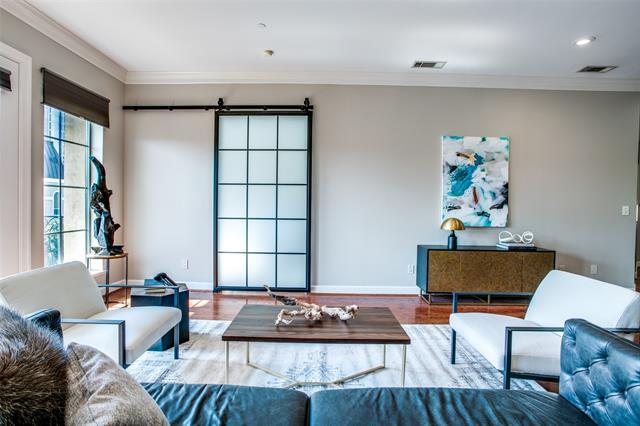 Foto del edificio - 2300 Leonard St