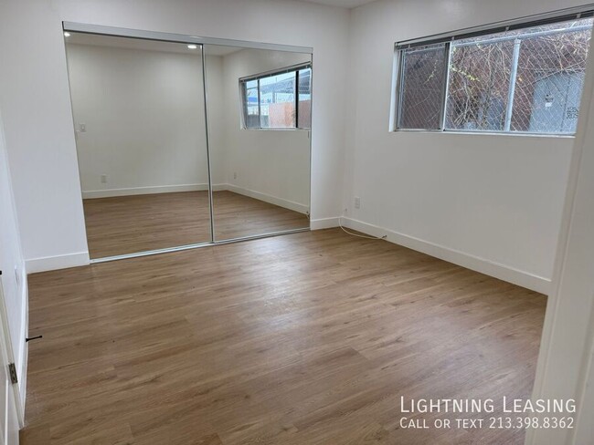 Foto del edificio - Stylish 1-Bedroom in North Hollywood