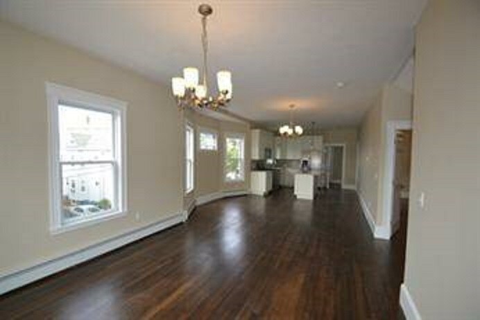Primary Photo - 53 Curtis Ave