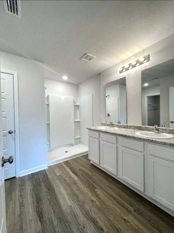 Foto del edificio - 6087 Unbridled Lp