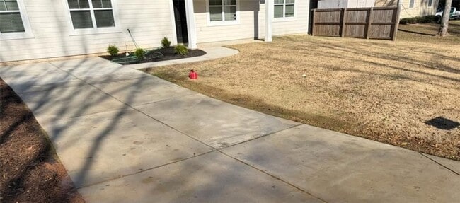 Foto del edificio - 1151 Pontiac Cir