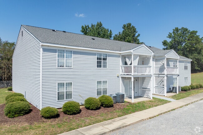Building Photo - Deerfield Run Apartments