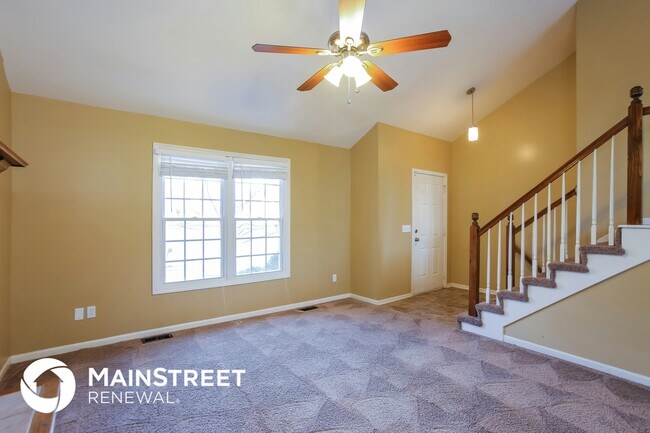 Foto del edificio - 6500 N Elmwood Ct