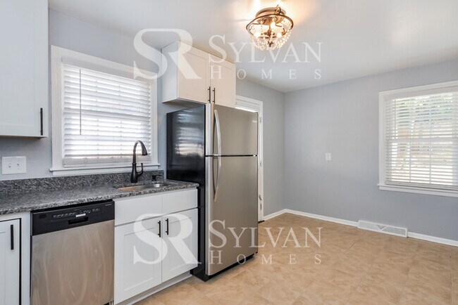 Foto del edificio - Enjoy living the good life in this 3 bedroom, 2.5 bathroom home