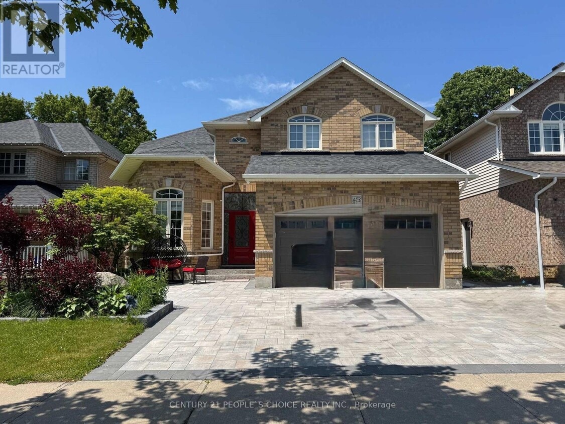 Photo principale - 452 Britannia Ave E