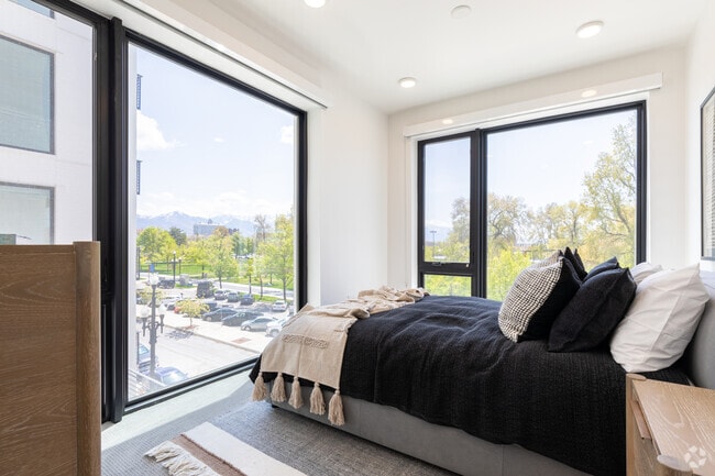 Interior Photo - Olive
