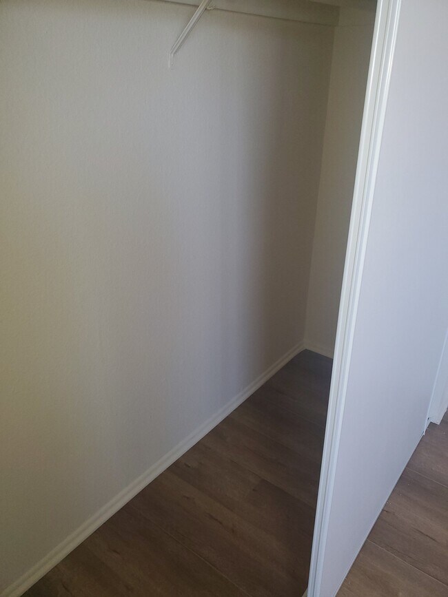 Foto del edificio - 5227 Hermitage Ave