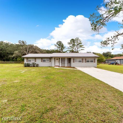 Foto del edificio - 3 br, 2 bath House - 949 Northwest 7th Street