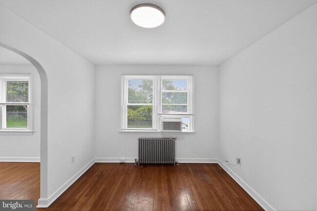 Foto del edificio - 439 E 11th Ave