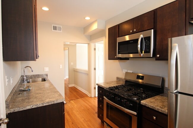 Foto del edificio - 4408 W Belden St