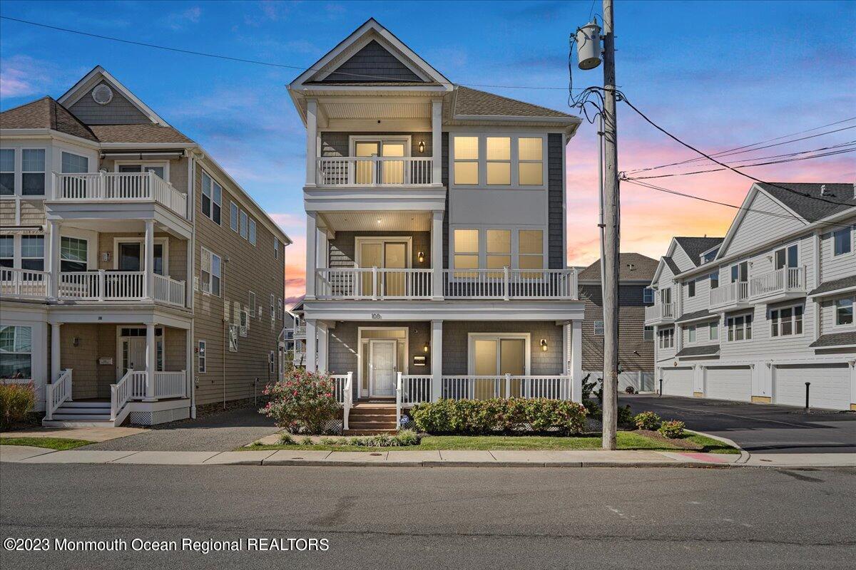 Primary Photo - 108 Marine Terrace