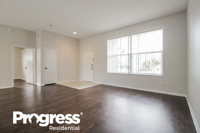 2833 Picadilly Cir photo'