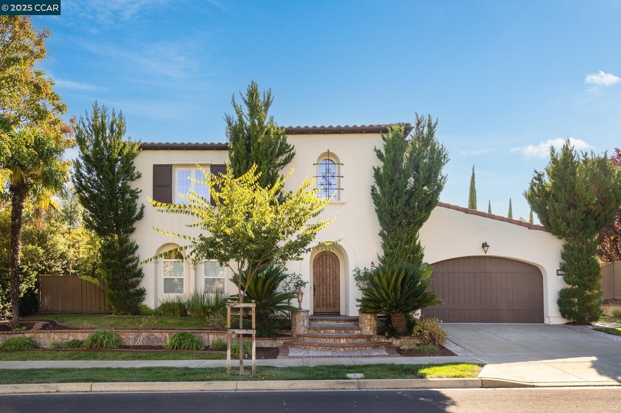 Foto principal - 2240 Britannia Dr