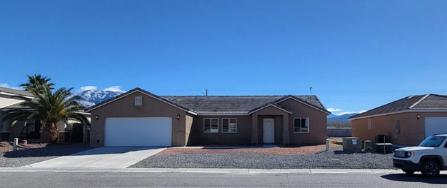 Building Photo - 3799 N Mayfield Ranch Rd