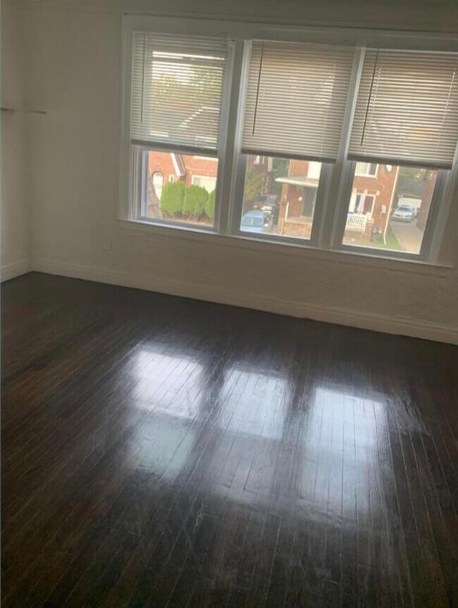 Foto del edificio - 17139 Prairie St